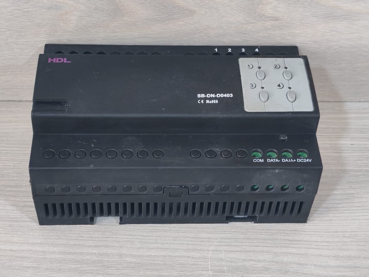 HDL SB-DN-D0403 HDL SB-DN-D0403 | 4 Channel 3A Dimmer 4