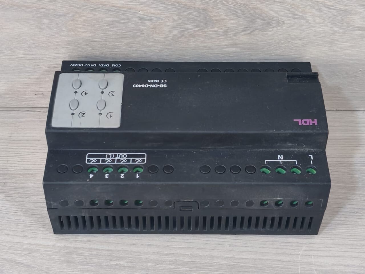 HDL SB-DN-D0403 HDL SB-DN-D0403 | 4 Channel 3A Dimmer 5