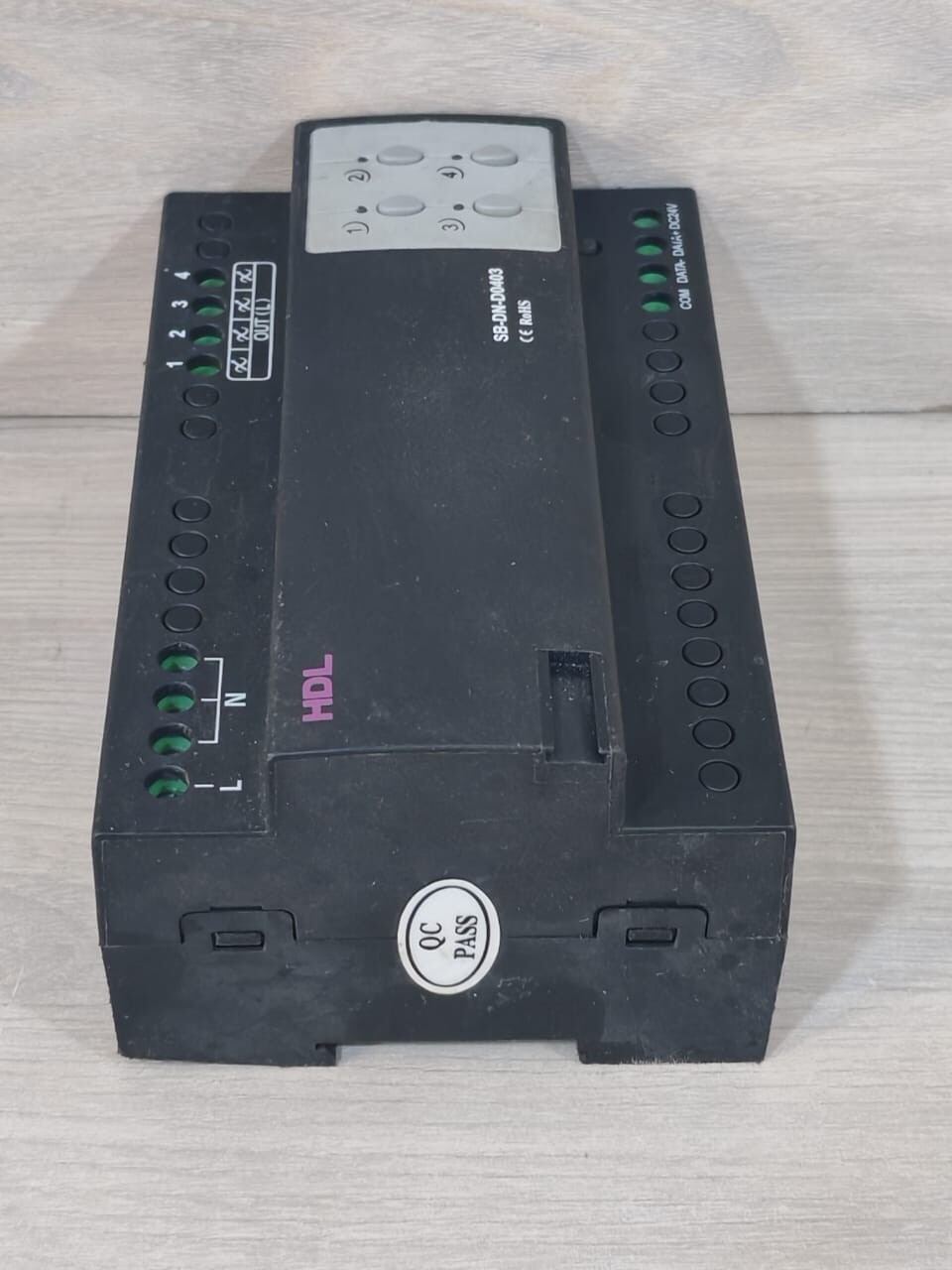 HDL SB-DN-D0403 HDL SB-DN-D0403 | 4 Channel 3A Dimmer 6