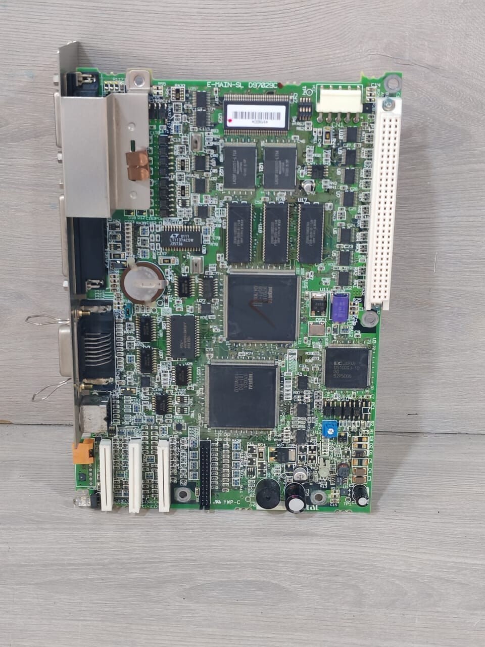 DIGITAL E-MAIN-SL- D97029C DIGITAL E-MAIN-SL- D97029C MOTHER BOARD AC100V FROM PRO-FACE GP577R-SC11 4