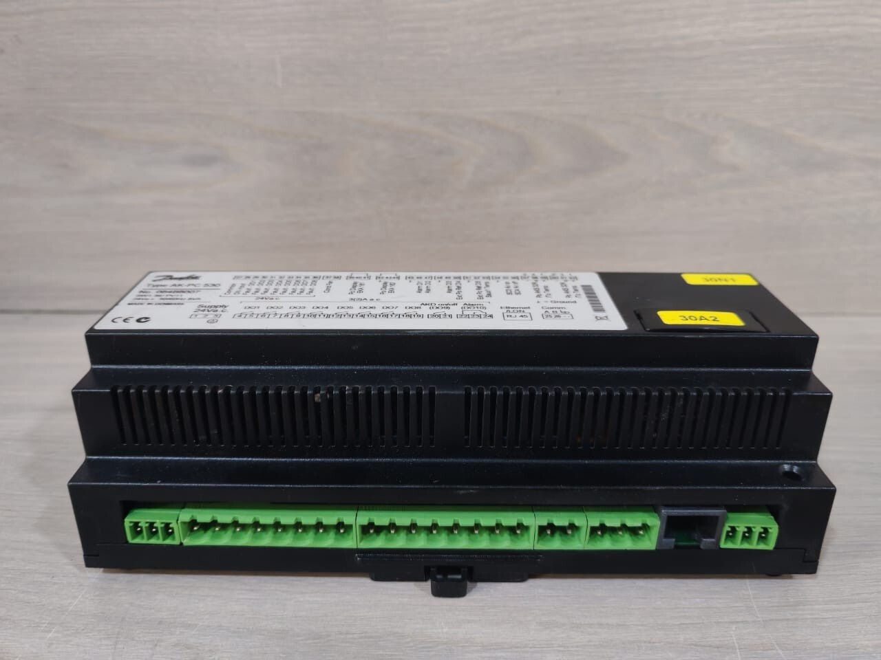 Danfoss 084B8007 DANFOSS AK-PC 530 CAPACITY CONTROLLER 084B8007 SW 1.36/ PV11 4