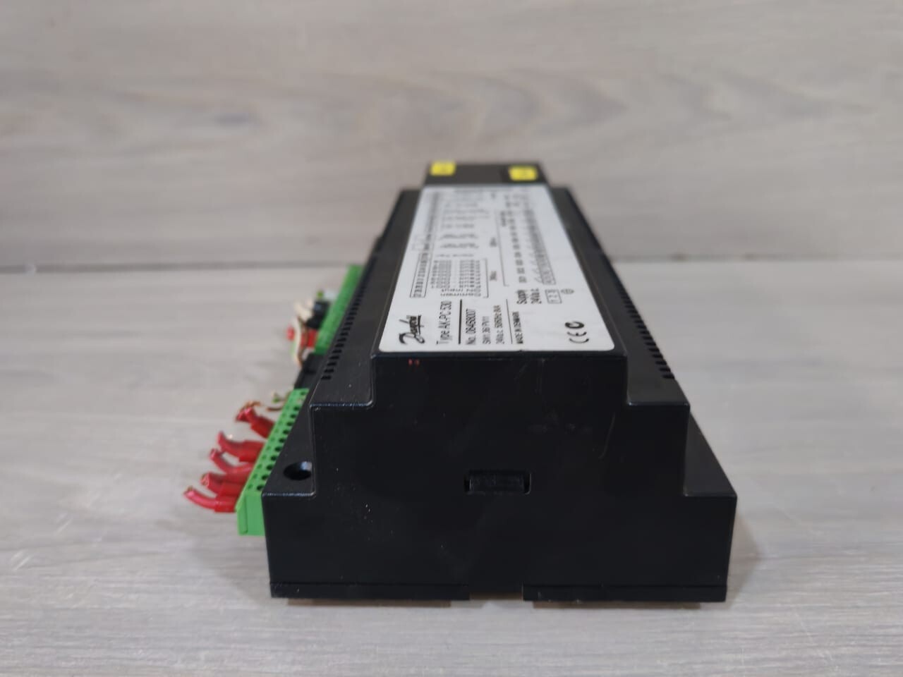 Danfoss 084B8007 DANFOSS AK-PC 530 CAPACITY CONTROLLER 084B8007 SW 1.36/ PV11 7