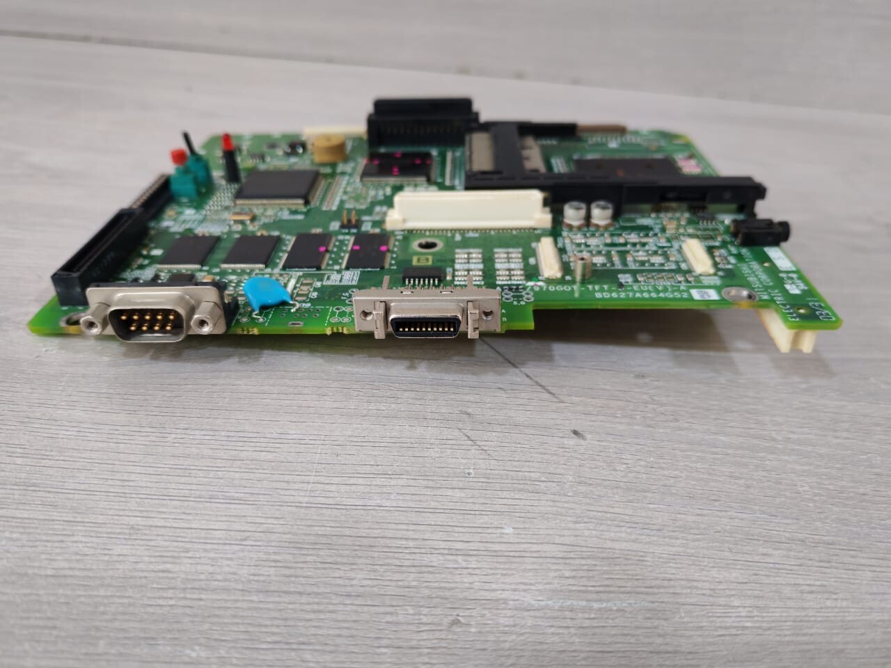Mitsubishi Electric BD627A665G52 Mitsubishi A970GOT TFT Controller Board BD627A665G52 4