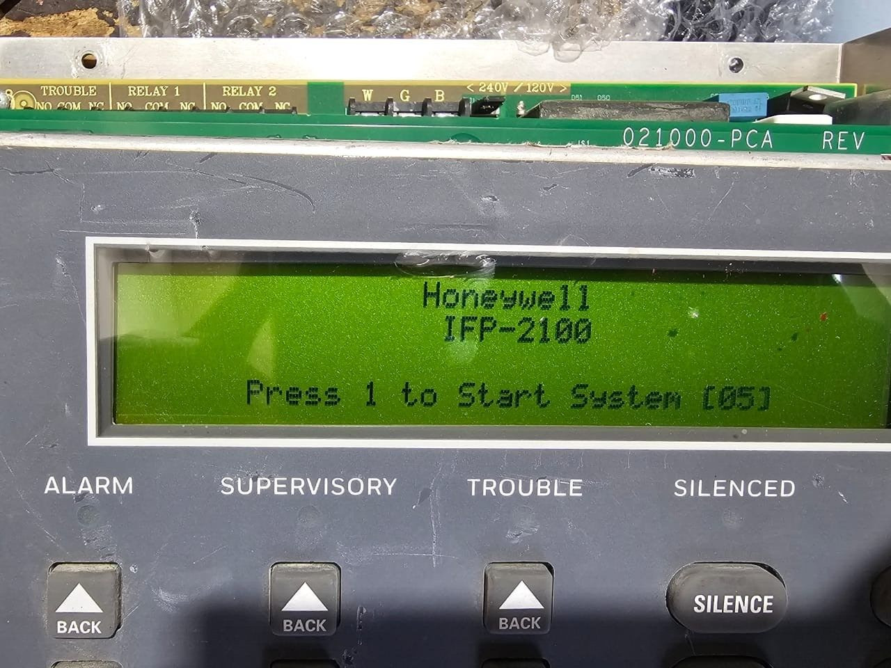 Honeywell 06897-PCA HONEYWELL IFP-2100 WITH FIRE PANEL LCD ANNUNCIATOR & INTERNAL KEYPAD 06897-PCA 2