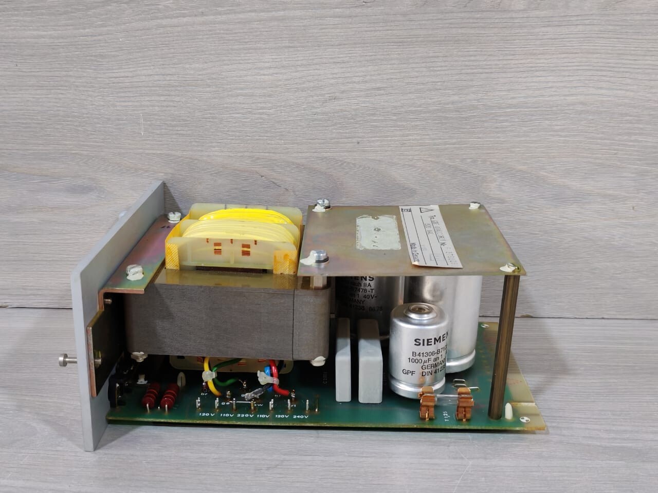 ABB GTF004 BBC METRAWATT GTF 004000R01 220 VAC METRAMATIC GTF004 7