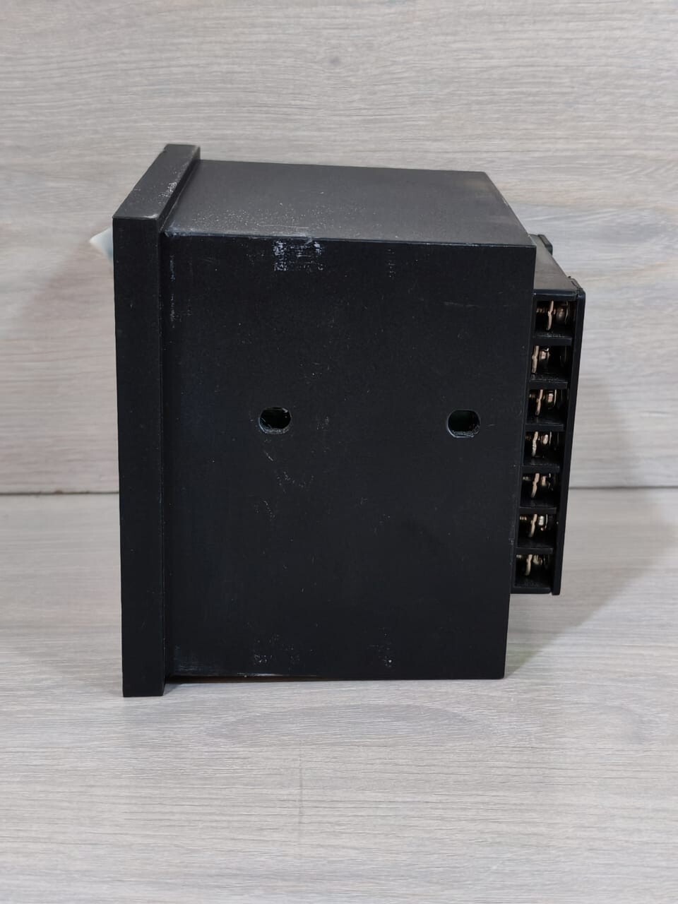 GE EM6400 CONZERV EM6400 VER.03.02.12 LOAD MANAGER CONTROLLER 44-300VAC 8