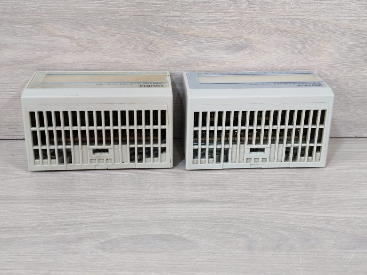 ABB S200-IB16 ABB S200-IB16 PLC MODULE P/n: 490176059 Ver. A 4