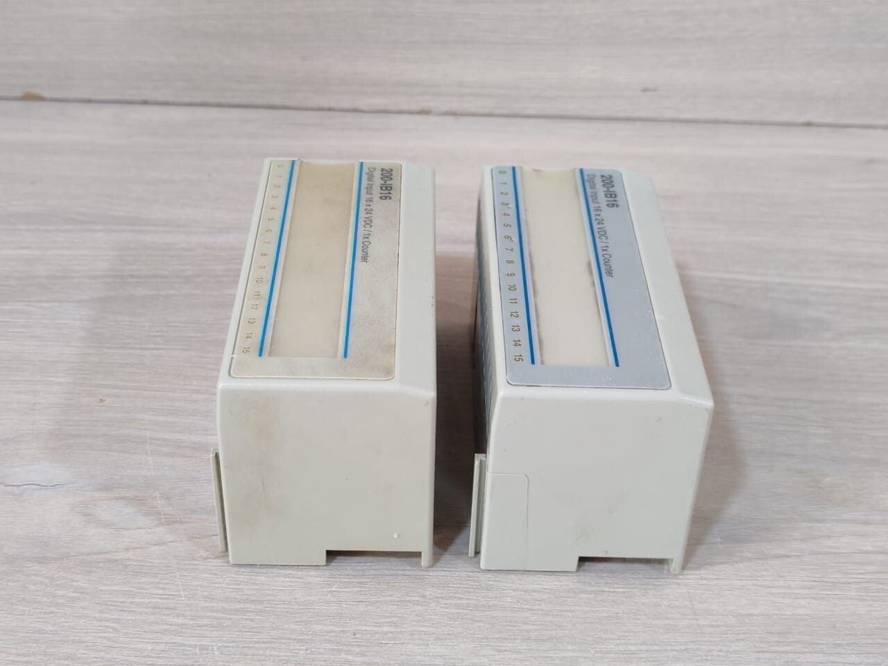 ABB S200-IB16 ABB S200-IB16 PLC MODULE P/n: 490176059 Ver. A 5