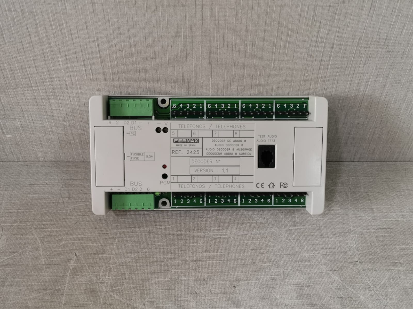 Fermax 8-WAY 2425 FERMAX 8-Way MDS AUDIO DECODER / DECODER Version: 101 4