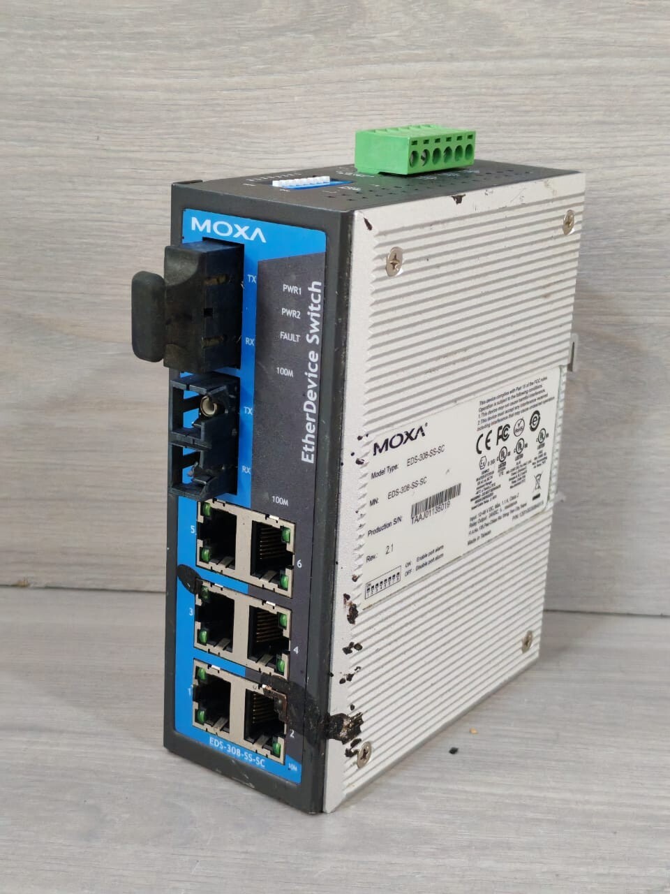 Moxa EDS-308-SS-SC MOXA EDS-308-SS-SC REV.2.1 P/N 1201003084015 ETHERNET SWITCH 5