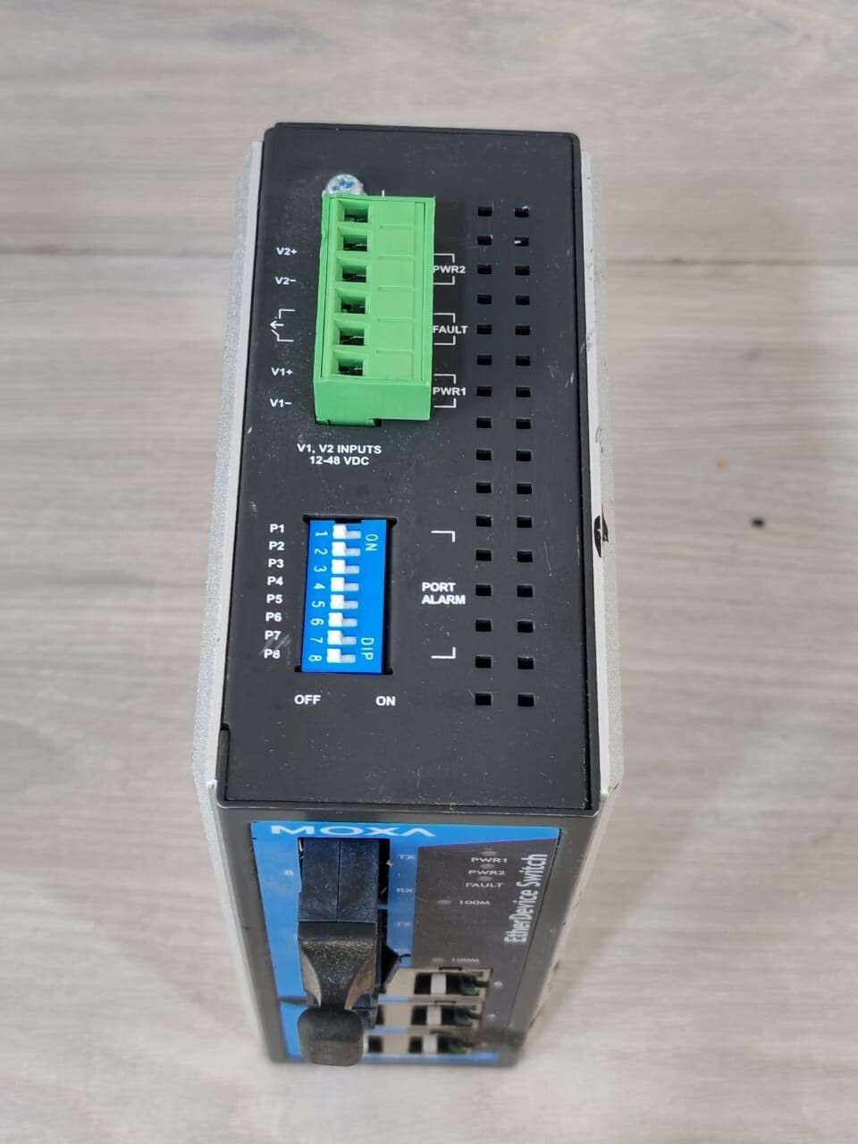 Moxa EDS-308-SS-SC MOXA EDS-308-SS-SC REV.2.1 P/N 1201003084015 ETHERNET SWITCH 9