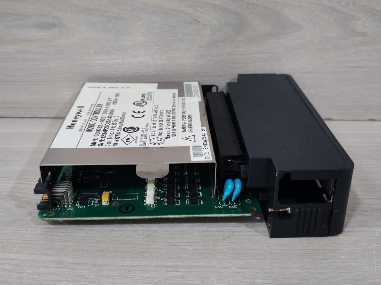 Honeywell 900G32-0001 Honeywell HC900 Controller 900G32-0001 Digital Input Module 7