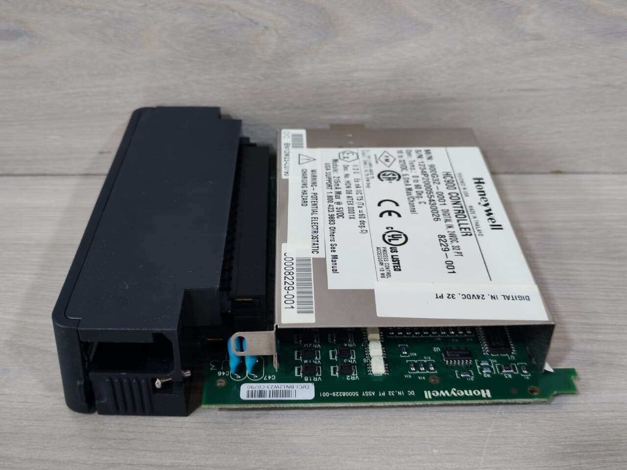 Honeywell 900G32-0001 Honeywell HC900 Controller 900G32-0001 Digital Input Module 8