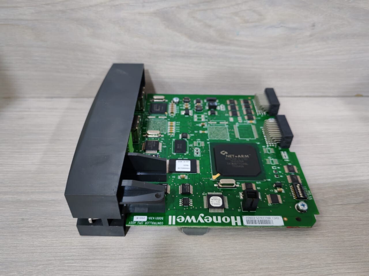 Honeywell 900C73R-0100-44 Honeywell HC900 Controller 900C73R-0100-44 Redundant I/O Scanner 6