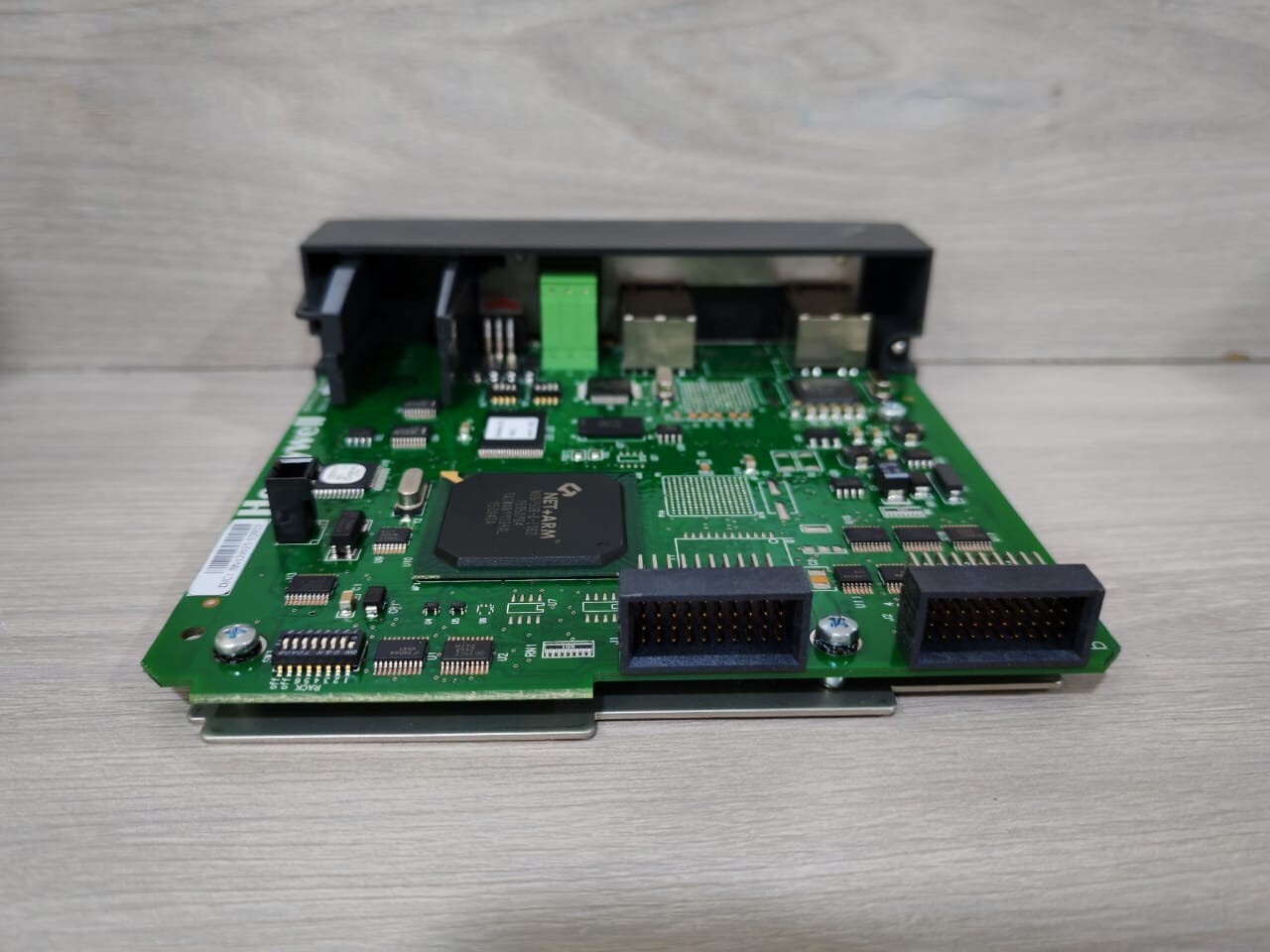 Honeywell 900C73R-0100-44 Honeywell HC900 Controller 900C73R-0100-44 Redundant I/O Scanner 7