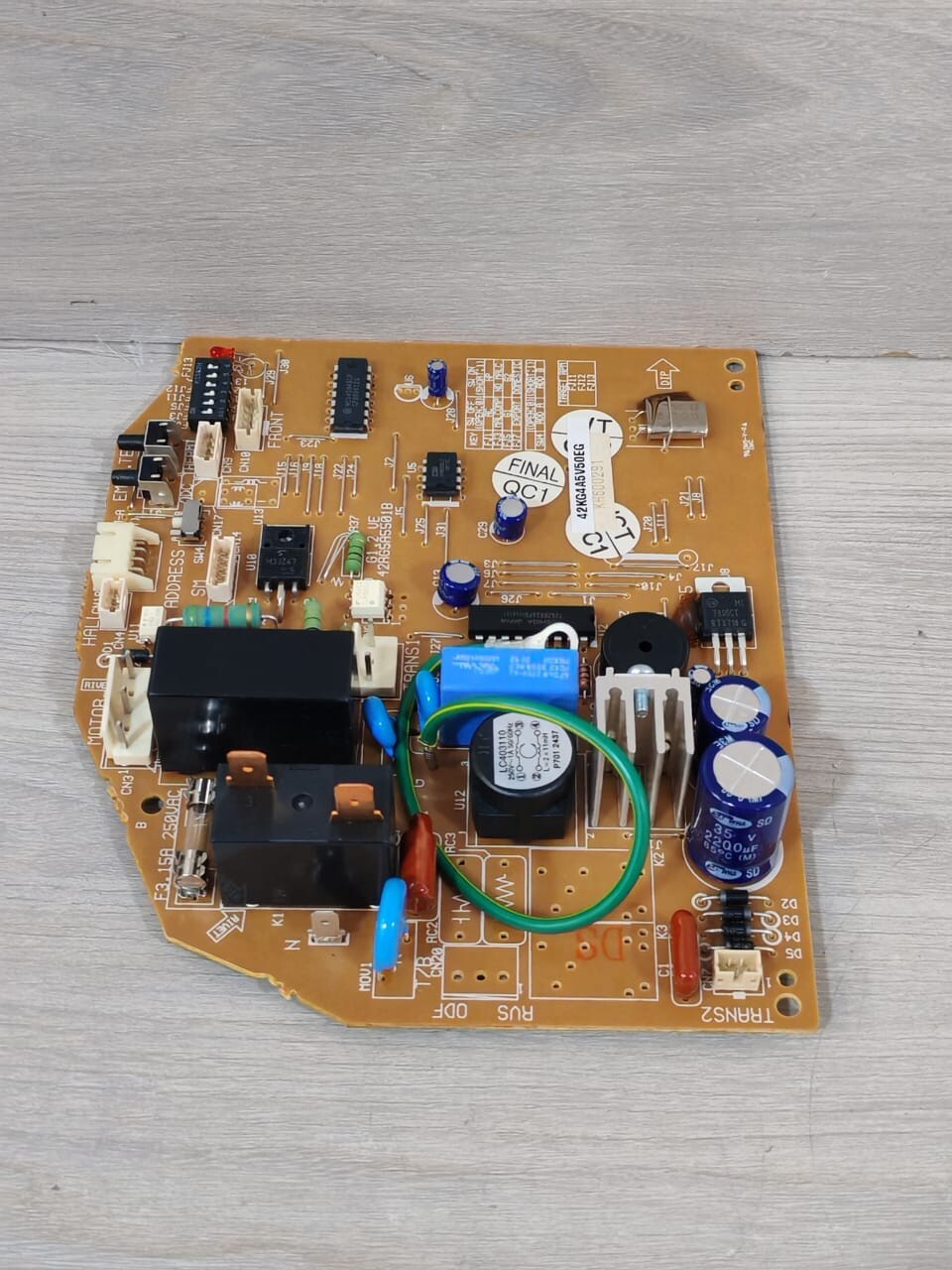 Carrier 42RG5A5501B G1.2.VE CARRIER 42KG4A5V50EG / 42RG5A5501B G1.2.VE CONTROL BOARD 5