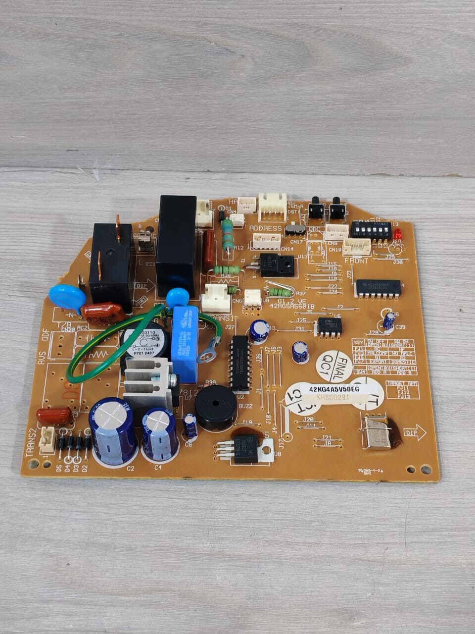 Carrier 42RG5A5501B G1.2.VE CARRIER 42KG4A5V50EG / 42RG5A5501B G1.2.VE CONTROL BOARD 7