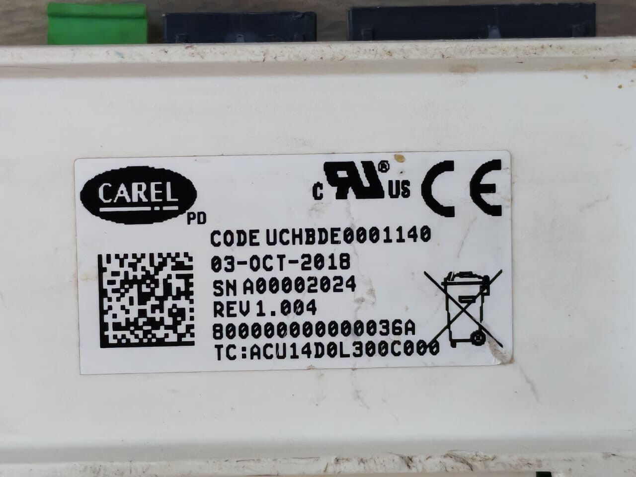 CAREL UCHBDE0001140 CAREL UCHBDE0001140 REV.1.004 MuCHILLER HEAT PUMP 2