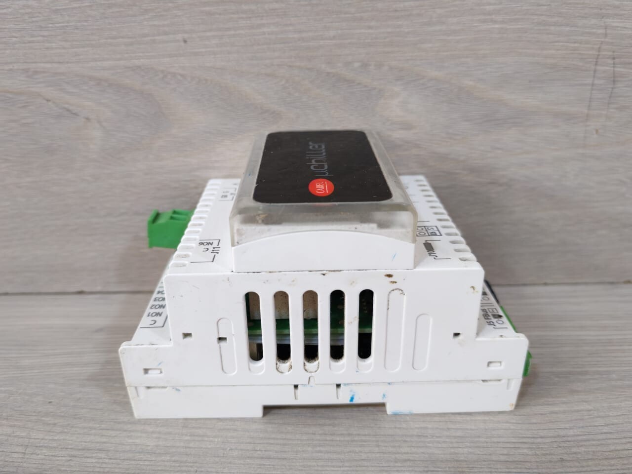 CAREL UCHBDE0001140 CAREL UCHBDE0001140 REV.1.004 MuCHILLER HEAT PUMP 6