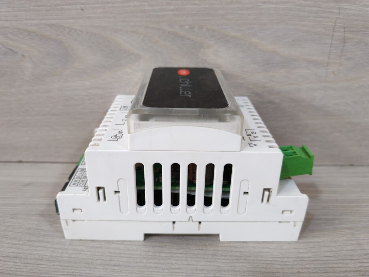 CAREL UCHBDE0001140 CAREL UCHBDE0001140 REV.1.004 MuCHILLER HEAT PUMP 7