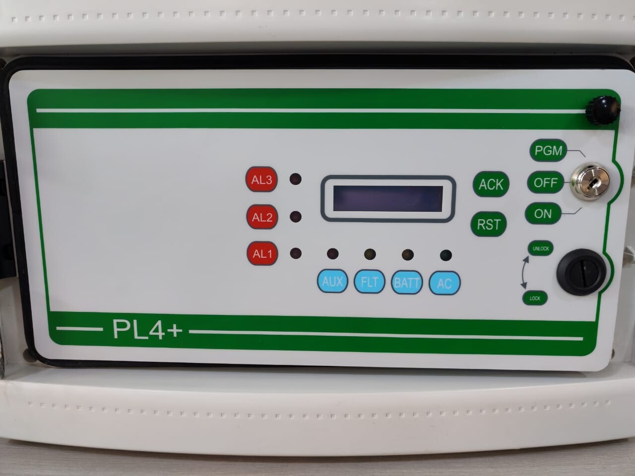 SENSITRON STPL4+ TP5247 AXL19-0400 SENSITRON PL4+ STPL4+ TP5247 AXL19-0400 GAS CONTROL PANEL IP65 - WITHOUT KEY 3