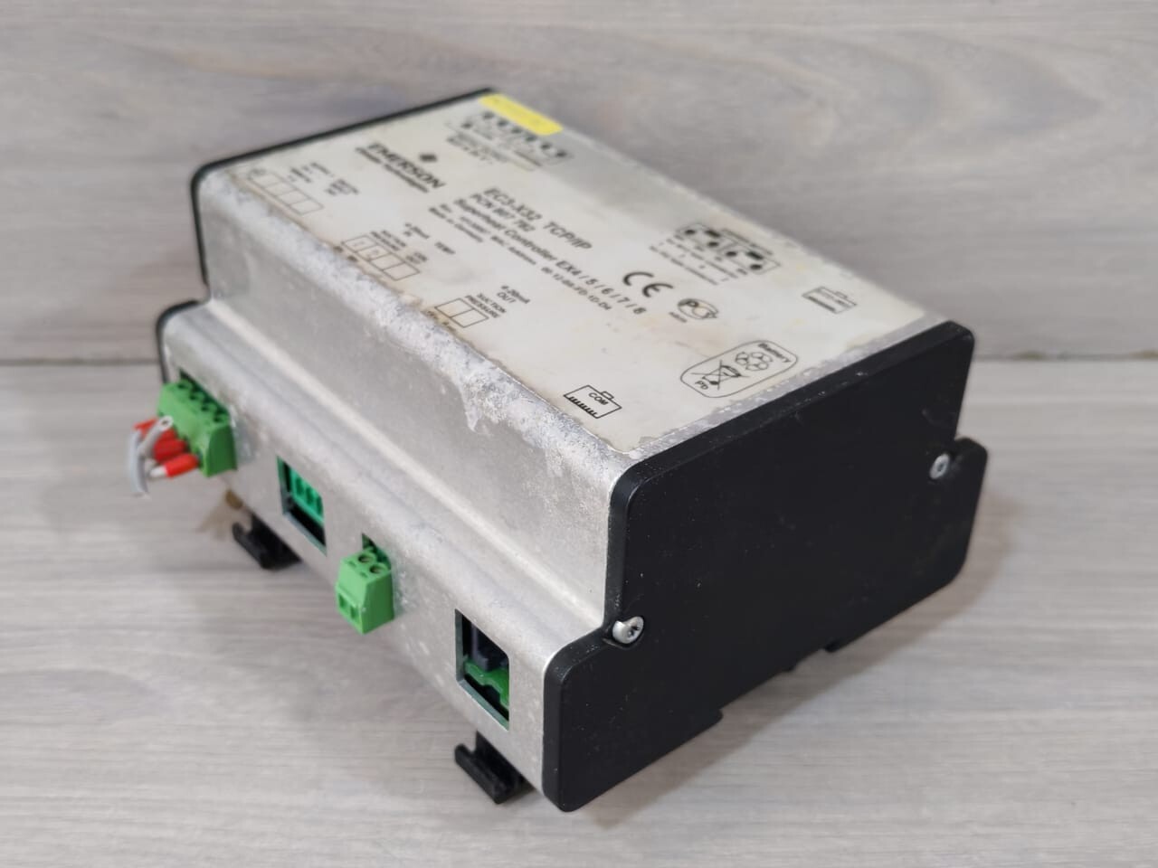 Emerson EX4/5/6/7/8 REV 10130007 EMERSON EC3-X32 TCP/IP PCN 807 782 SUPERHEAT CONTROLLER EX4/5/6/7/8 REV 10130007 9