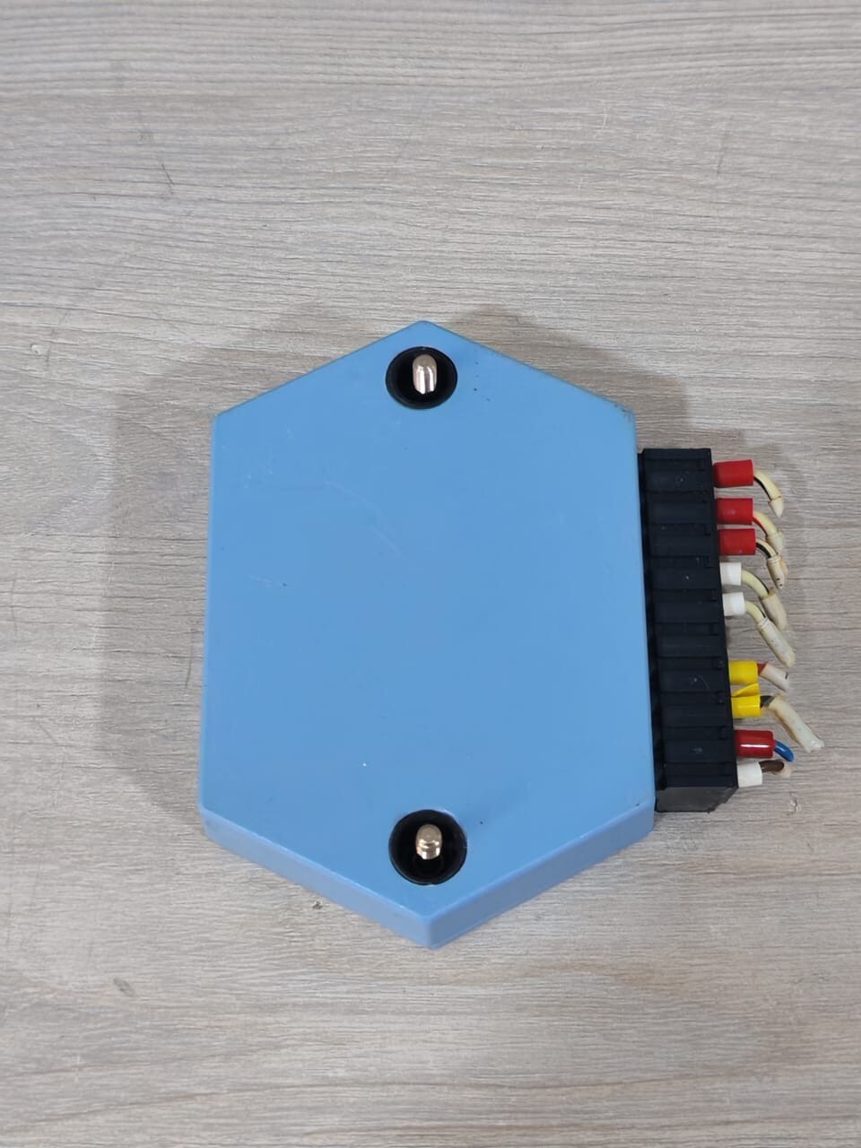 DGH D5142 DGH D5142 +/-10V VOLTAGE MODULE 7