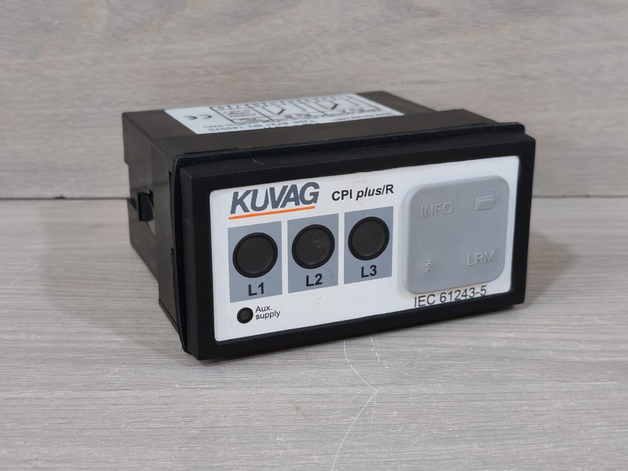 KUVAG CPI/R PLUS IEC61243-5 KUVAG CPI/R PLUS IEC61243-5 VOLTAGE DISPLAY SYSTEM 2