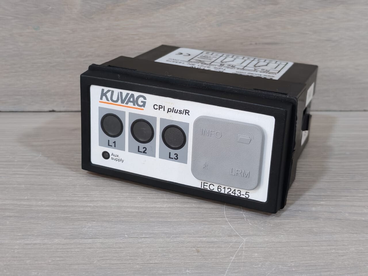 KUVAG CPI/R PLUS IEC61243-5 KUVAG CPI/R PLUS IEC61243-5 VOLTAGE DISPLAY SYSTEM 3