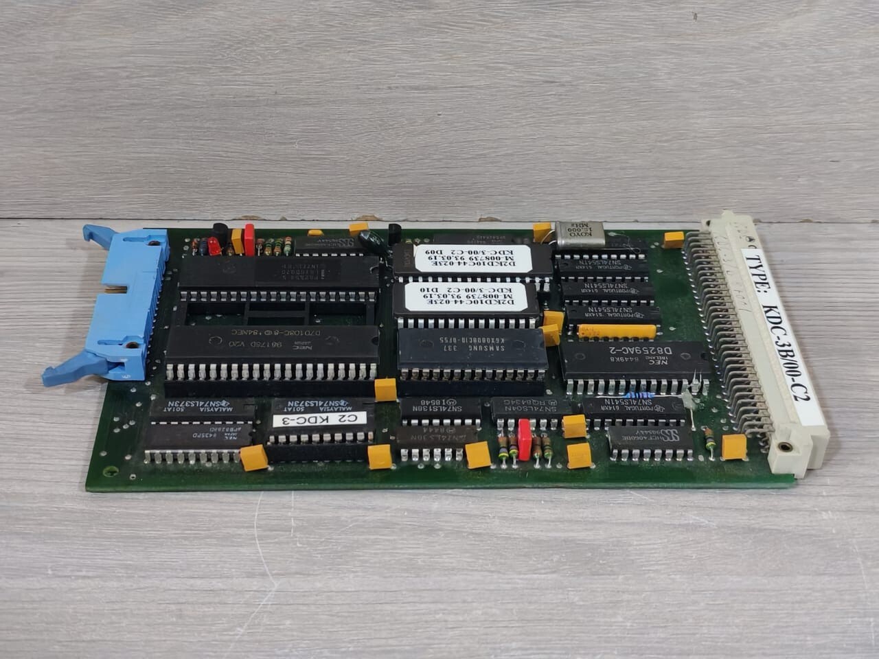 Kongsberg KDC-3B/00-C2 KONGSBERG KDC-3B/00-C2 INTERFACE BOARD 9
