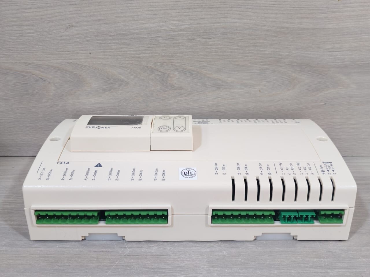 Johnson Controls LP-FX14D74-000C JOHNSON CONTROL LP-FX14D74-000C FX14 OEM FIELD CONTROLLER 9