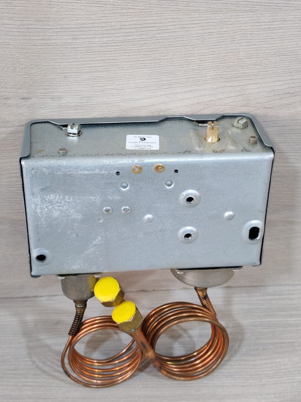 Johnson Controls P72MA-1C Johnson Controls P72MA-1C Dual Pressure Control 8