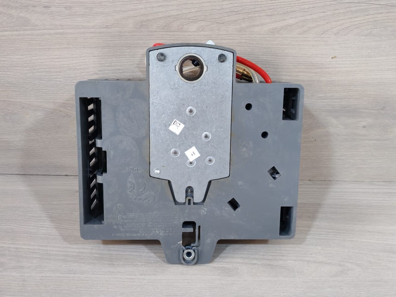 Johnson Controls MS-VMA1610-1 JOHNSON CONTROLS METASYS MS-VMA1610-1 VARIABLE AIR VOLUME CONTROLLERS 9
