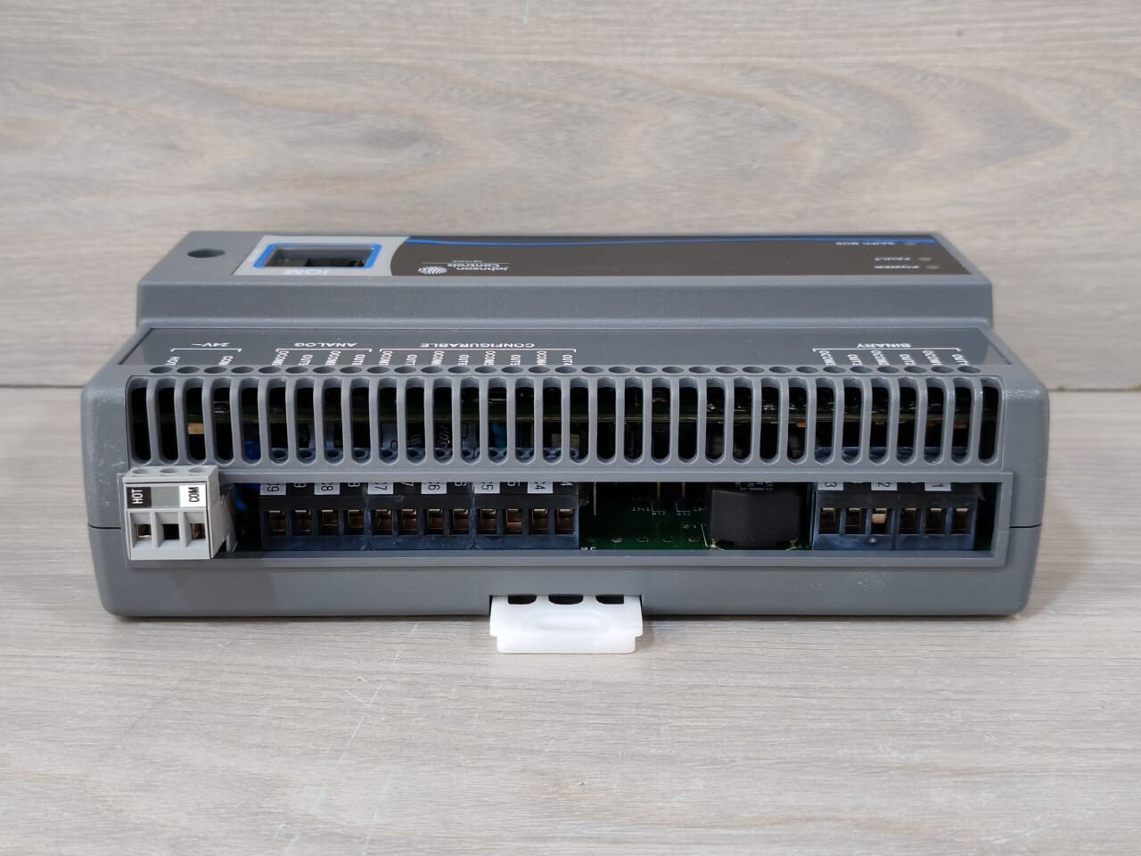 Johnson Controls MS-IOU4710-0U Johnson Controls MS-IOU4710-0U Expansion Input/Output Module 7