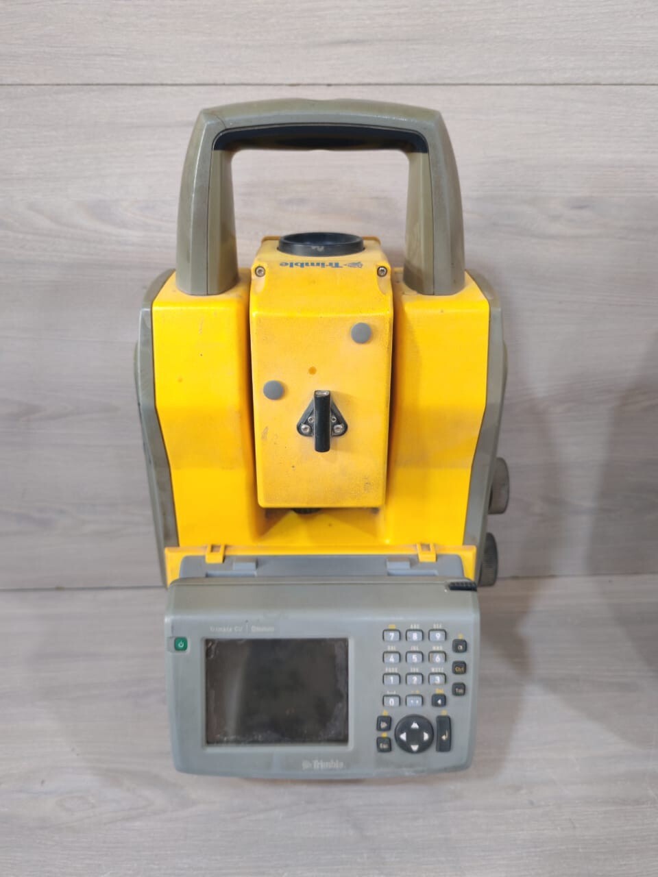 Trimble TRIMBLE5601 TRIMBLE 5601 DR ROBOTIC TOTAL STATION - & 2