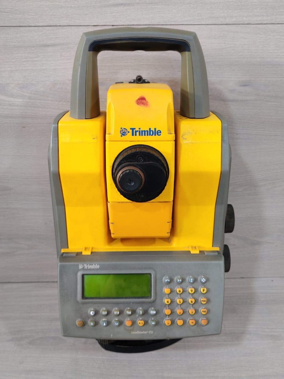Trimble 5601 DR TRIMBLE 5601 DR ROBOTIC TOTAL STATION WITH GEODIMETER CU MONITOR 2