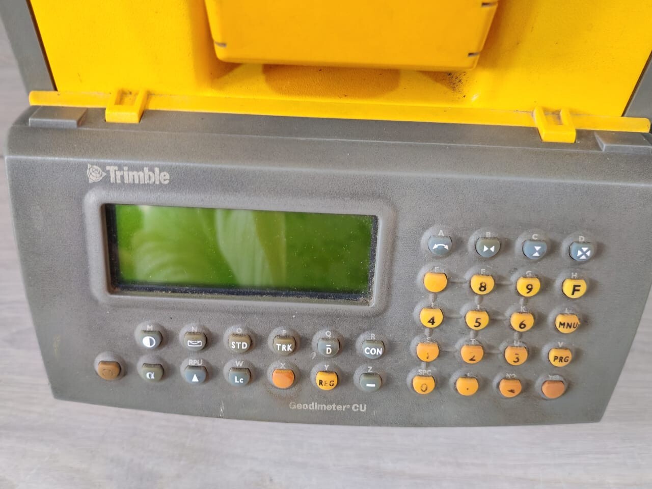 Trimble 5601 DR TRIMBLE 5601 DR ROBOTIC TOTAL STATION WITH GEODIMETER CU MONITOR 3
