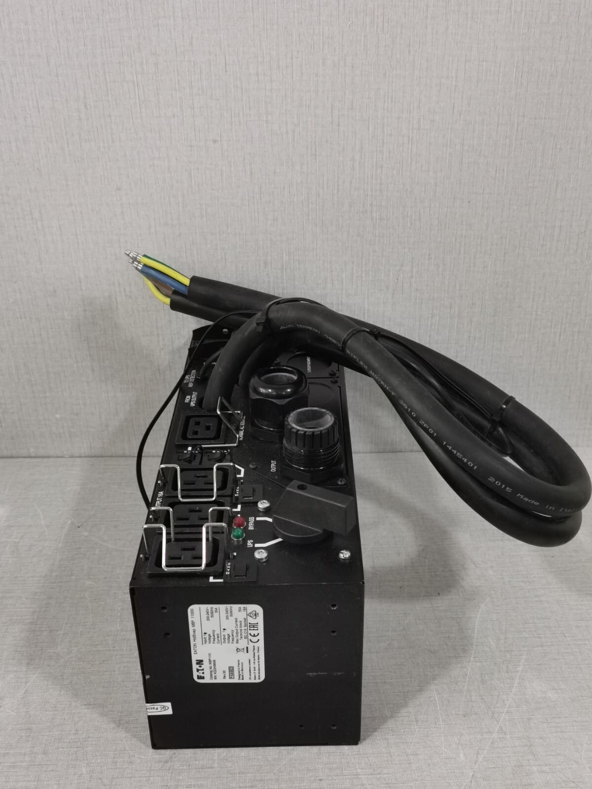 Eaton MBP 11000i EATON MBP 11000i /MBP11Ki REV 02 HOTSWAP MAINTENANCE BYPASS 200-240V 50/60Hz 50A 5