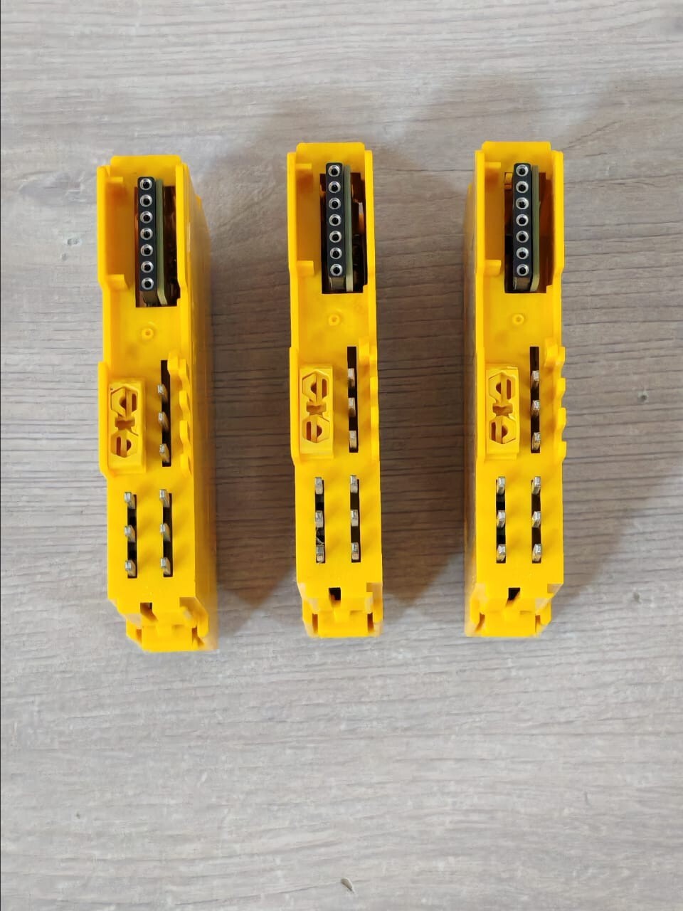 Pilz 312200 Pilz PSSu E F 4DI Safety Input Module 312200 9