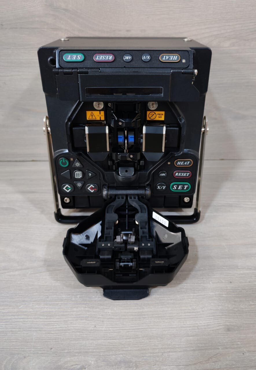 Fujikura FSM-50S FUJIKURA FSM-50S ARC FUSION SPLICER 4