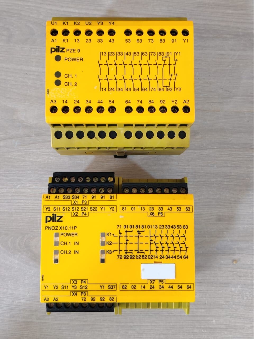 Pilz 777750 & 774150 Pilz PNOZ X10.11P / 777750 and pilz PZE 9 / 774150 Safety Relays 2