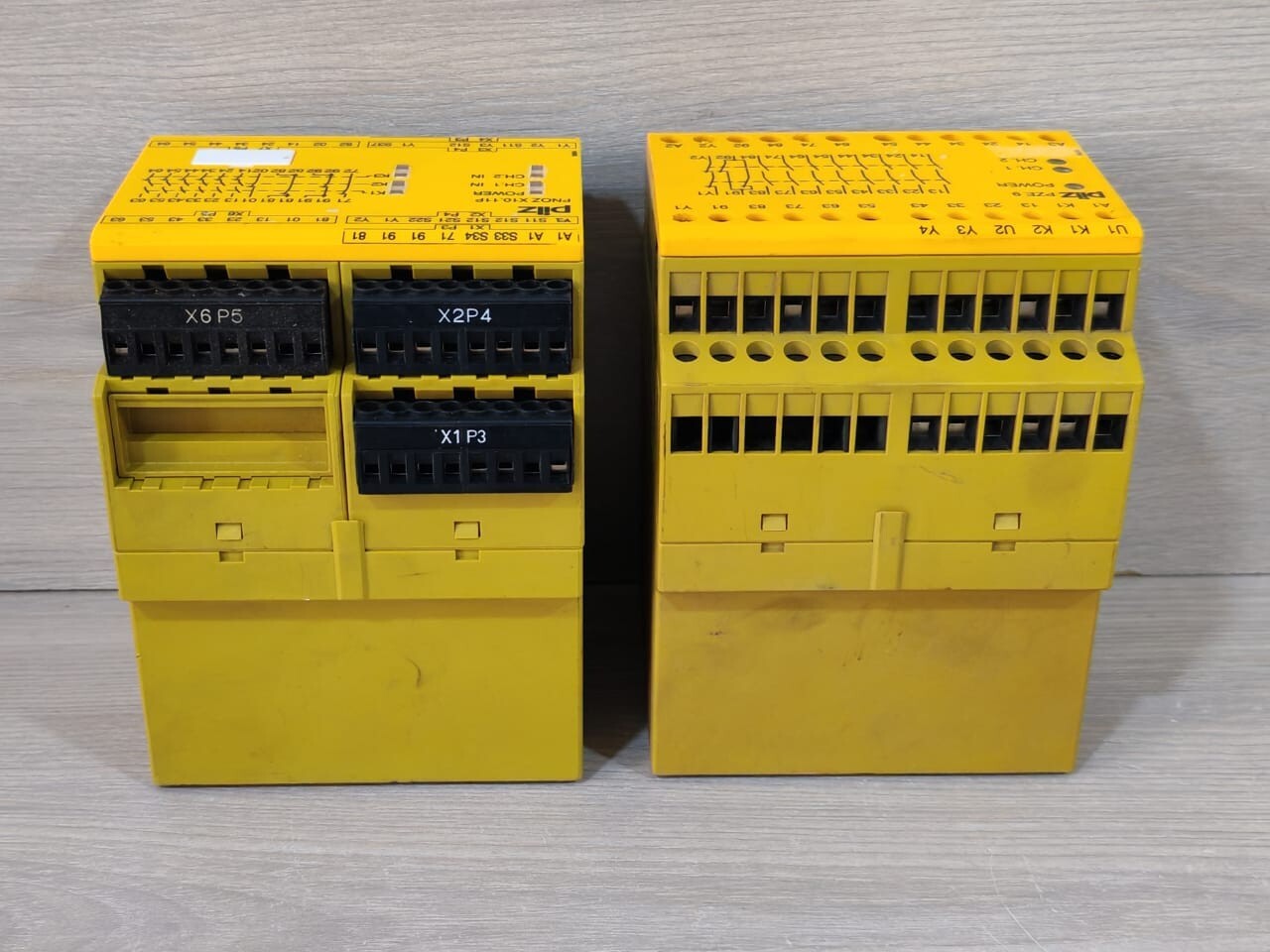 Pilz 777750 & 774150 Pilz PNOZ X10.11P / 777750 and pilz PZE 9 / 774150 Safety Relays 5