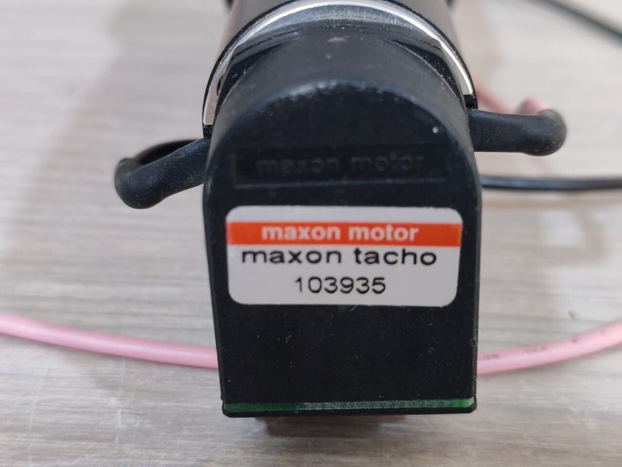 MAXON 241237 MAXON MOTOR 241237 DC MOTOR SWISS MADE X 03 4