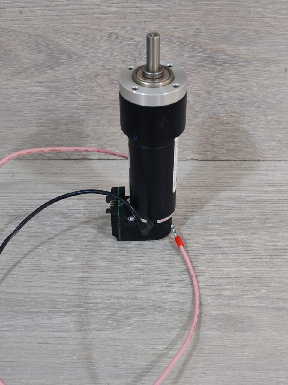 MAXON 241237 MAXON MOTOR 241237 DC MOTOR SWISS MADE X 03 9
