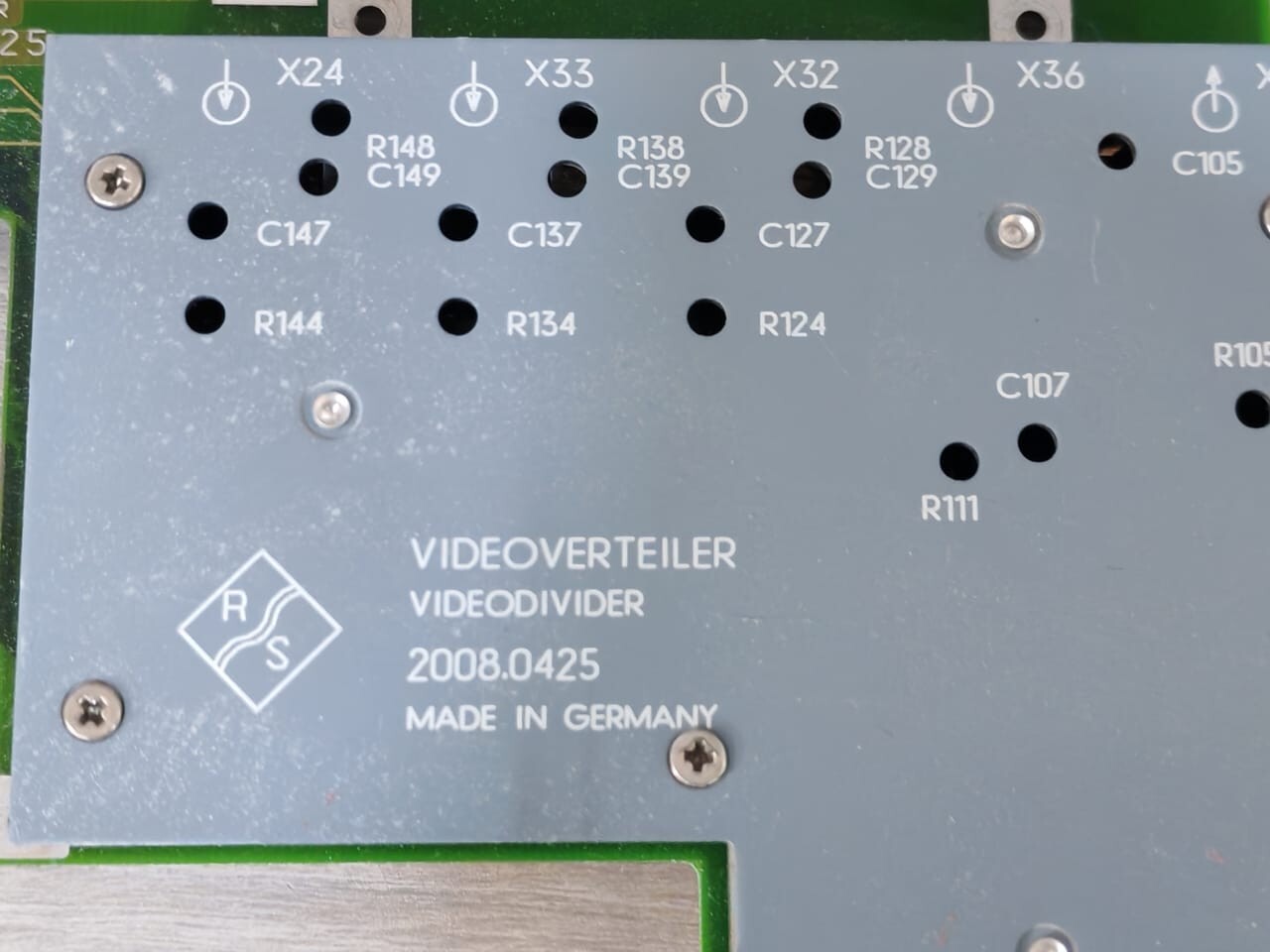 Rohde & Schwarz 2008.0425 ROHDE & SCHWARZ 2008.0425 VIDEODIVIDER 3