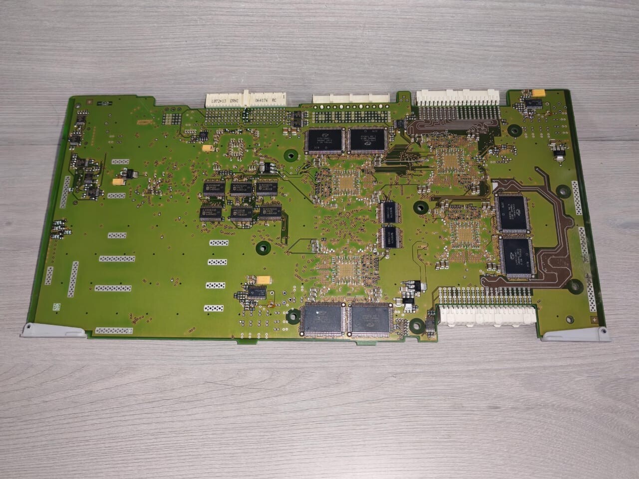 Rohde & Schwarz 1160.1852.02 DIG MGA2 ROHDE & SCHWARZ 1160.1852.02 DIG MGA2 CIRCUIT BOARD 4