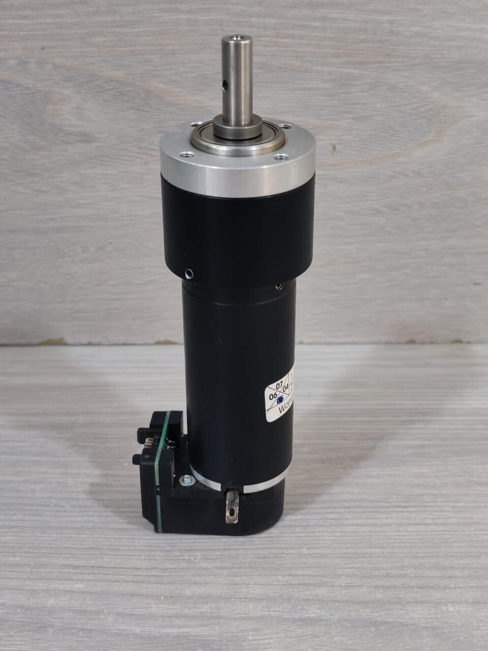 MAXON 241237 SWISS MADE X 04 MAXON MOTOR 241237 DC MOTOR SWISS MADE X 04 10