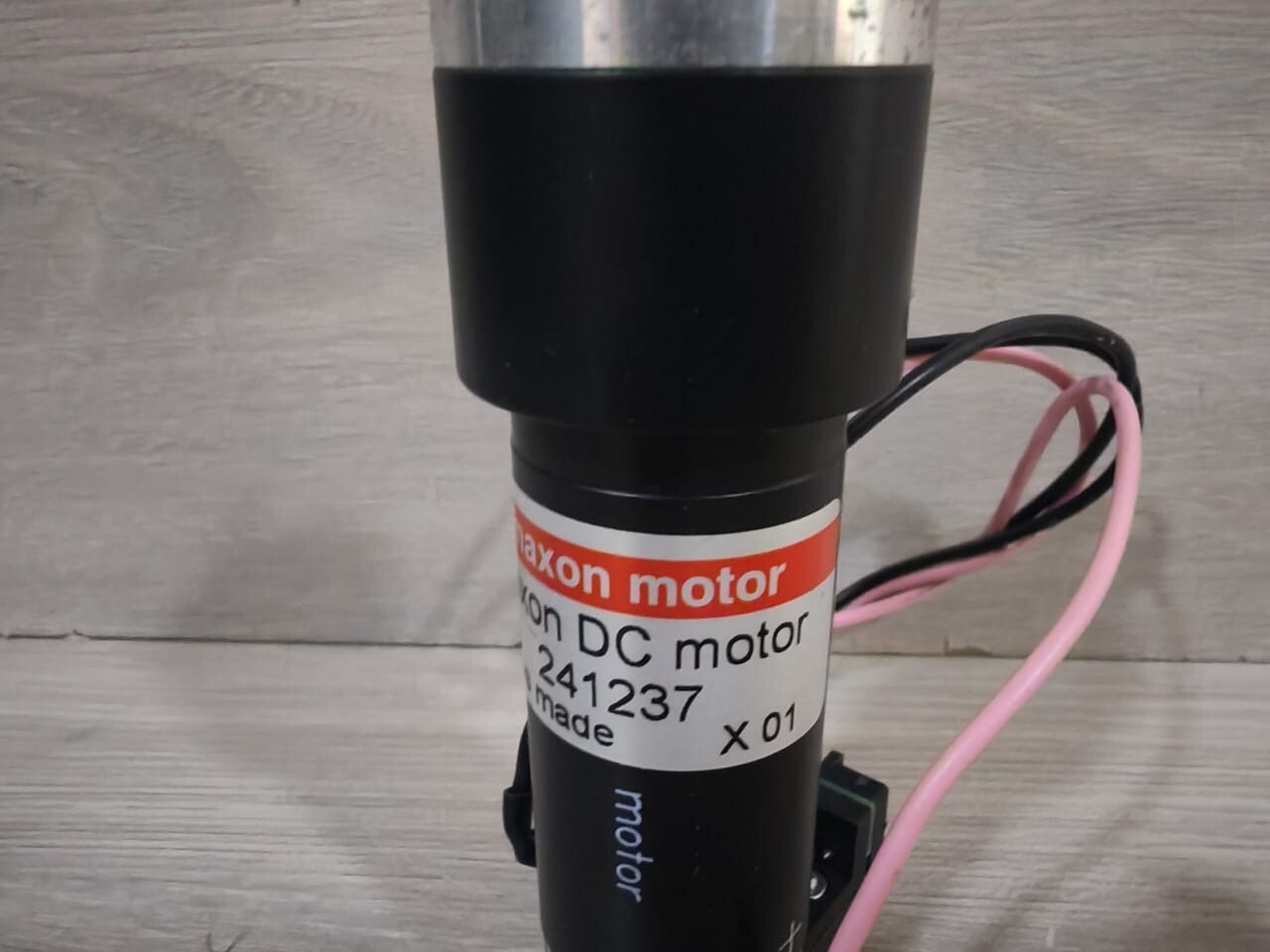 MAXON 241237 SWISS MADE X 01 MAXON MOTOR 241237 DC MOTOR SWISS MADE X 01 3