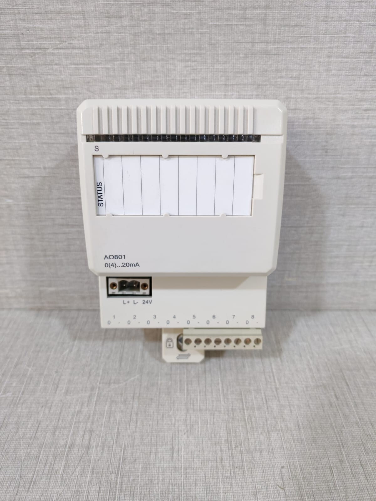ABB 3BSE020514R1 ABB AO801 Analog Output Module 3BSE020514R1 2