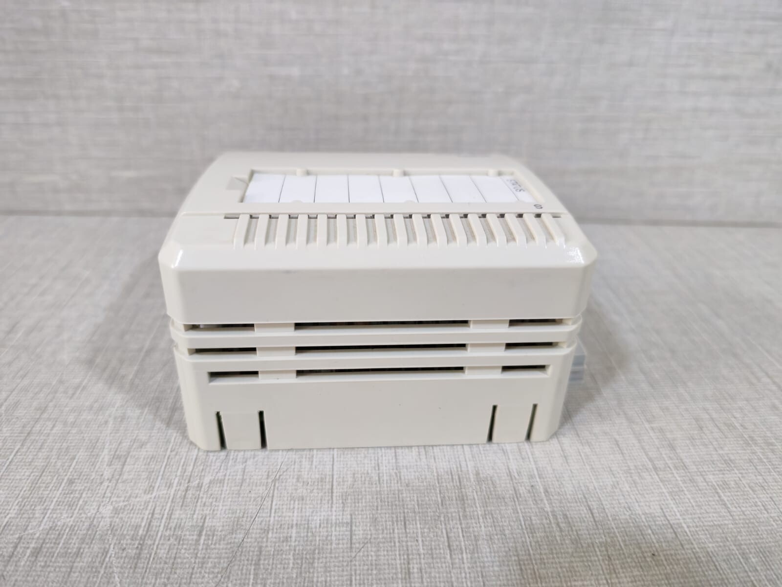 ABB 3BSE020514R1 ABB AO801 Analog Output Module 3BSE020514R1 5